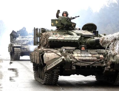 Uralvagonzavod T90 y el más moderno T-14 Armata…los tanques del Ejército de Rusia.