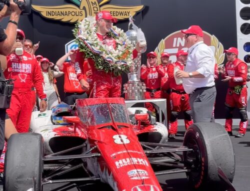 Indy 500 /Marcus Ericsson(Dallara-Honda de Chip Ganassi) ganó la Indy 500 de 2022 tras un sprint final de dos vueltas. El podio lo completan Pato O’Ward y Tony Kanaan.