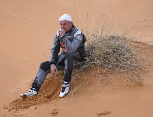 Dakar 2023 / Carlos Sainz. A su regreso a Madrid se le detectaron dos vértebras fracturadas secuela del accidente en la etapa 9. 