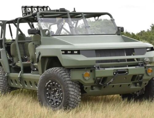 Hummer eMCV (Electric Military Concept Vehicle) / Se presentó como un vehículo táctico eléctrico de rango extendido con tres motores y 1.000 CV.