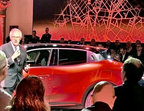 Industria / El CEO de Stellantis Carlos Tavares defiende la decisión de construir el Alfa Romeo Milano fuera de Italia en la planta de Tychy, Polonia.